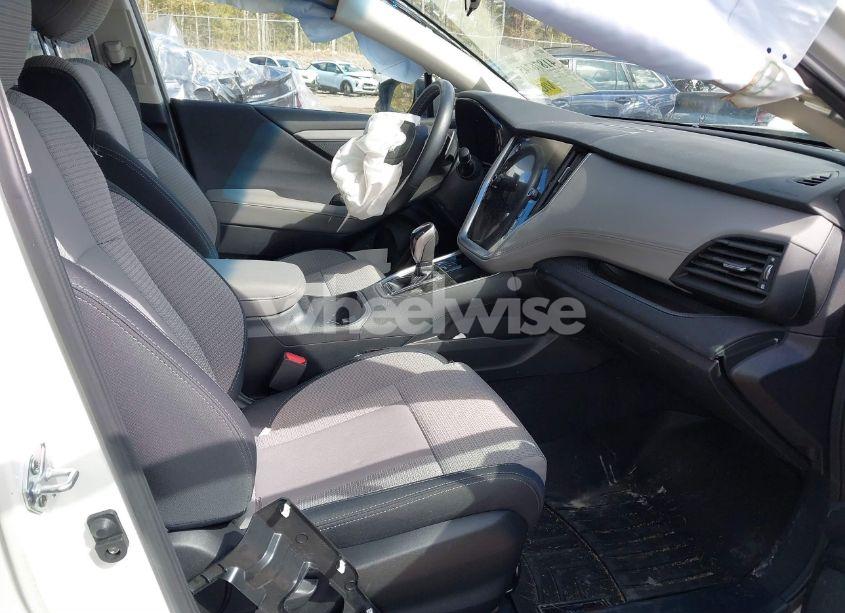 Photo 5 of 2022 Subaru Outback PREMIUM (VIN 4S4BTADC1N3110857)