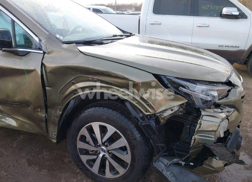 Photo 6 of 2025 Subaru Outback PREMIUM (VIN 4S4BTADC3S3112704)