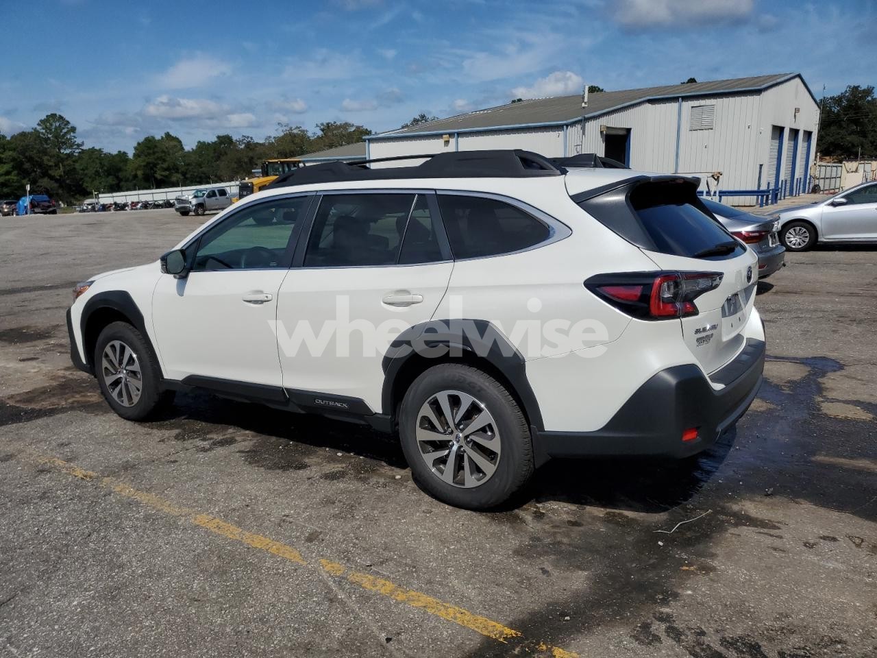 Photo 2 of 2025 SUBARU OUTBACK PREMIUM (VIN 4S4BTADC4S3297913)