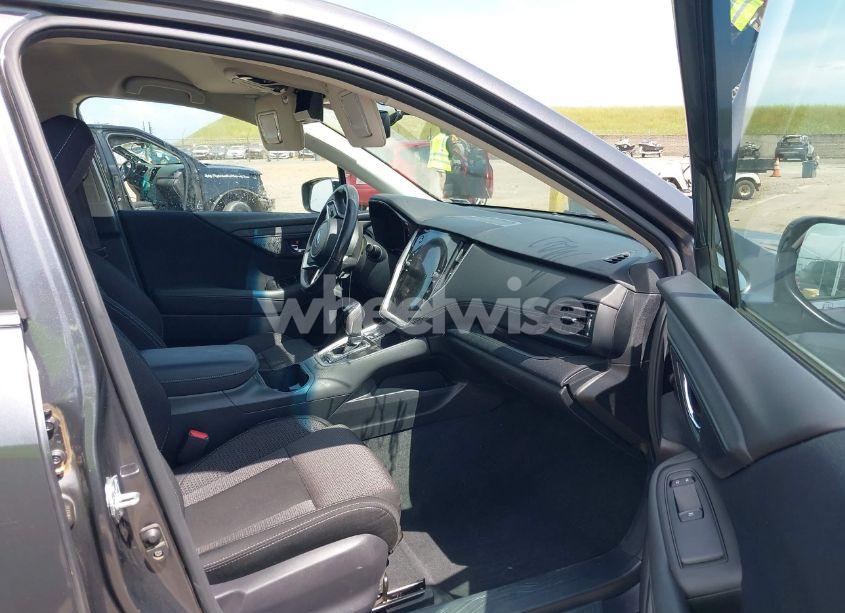 Photo 5 of 2022 Subaru Outback PREMIUM (VIN 4S4BTADC5N3203624)