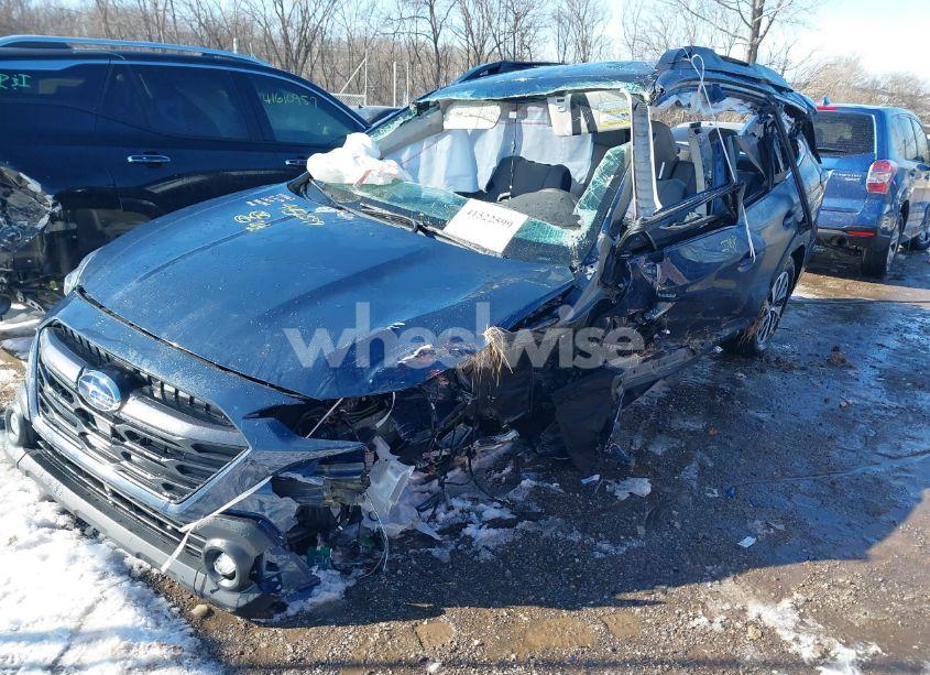 Photo 2 of 2024 Subaru Outback PREMIUM (VIN 4S4BTADC5R3233230)