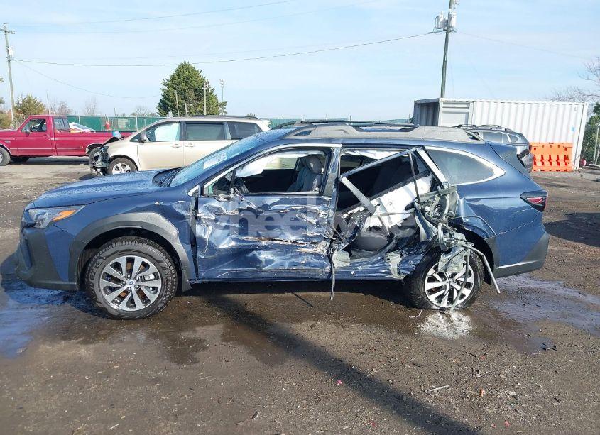 Photo 6 of 2025 Subaru Outback PREMIUM (VIN 4S4BTADC5S3138110)