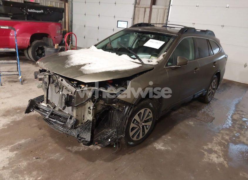 Photo 2 of 2022 Subaru Outback PREMIUM (VIN 4S4BTADC6N3146138)