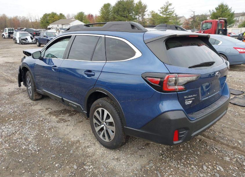 Photo 3 of 2022 Subaru Outback PREMIUM (VIN 4S4BTADC8N3154256)