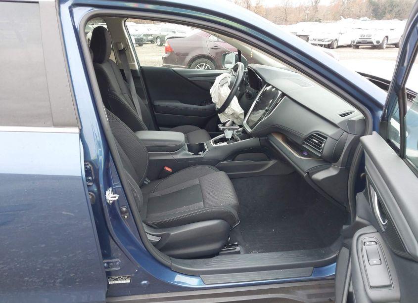 Photo 5 of 2022 Subaru Outback PREMIUM (VIN 4S4BTADC8N3154256)