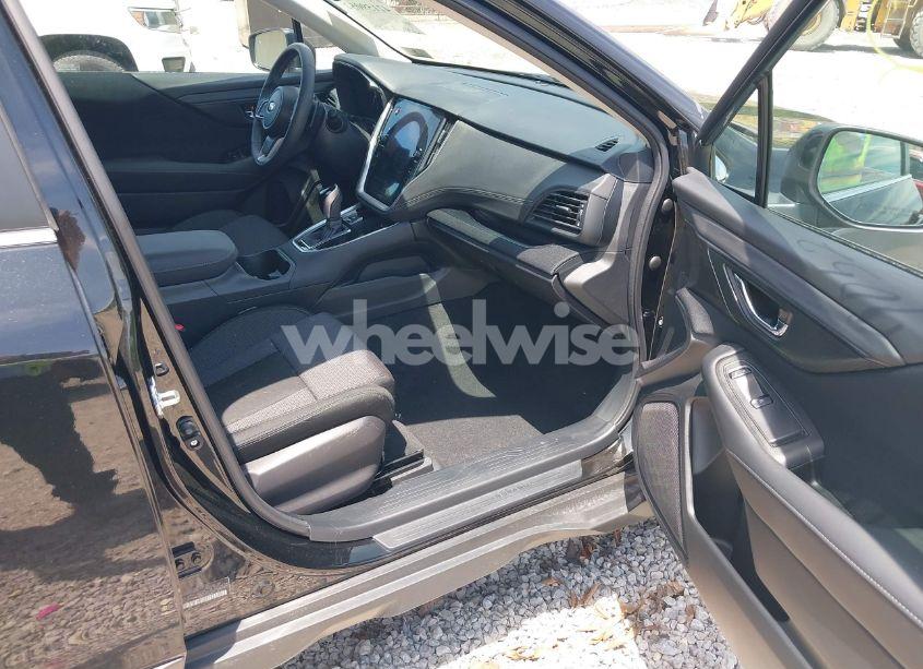 Photo 5 of 2025 Subaru Outback PREMIUM (VIN 4S4BTADC8S3191528)