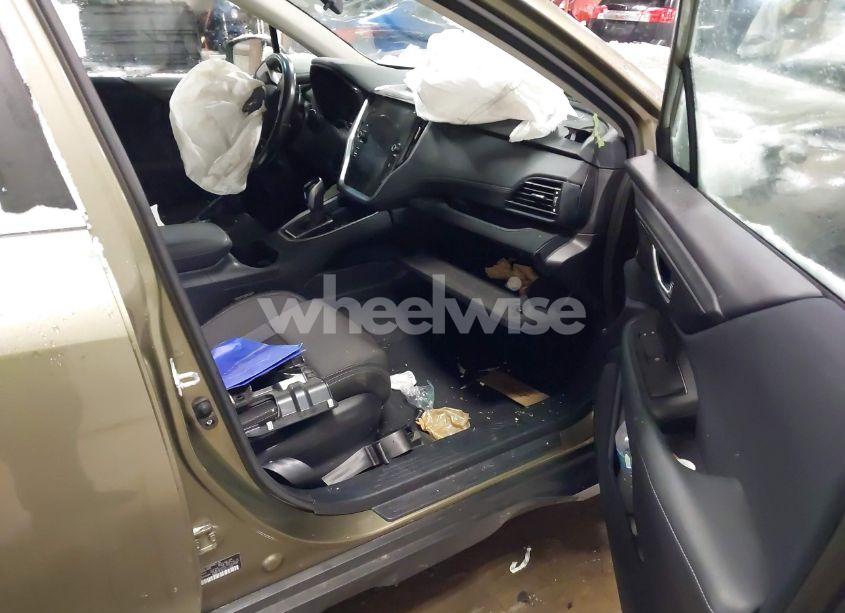 Photo 5 of 2022 Subaru Outback PREMIUM (VIN 4S4BTADC9N3130757)