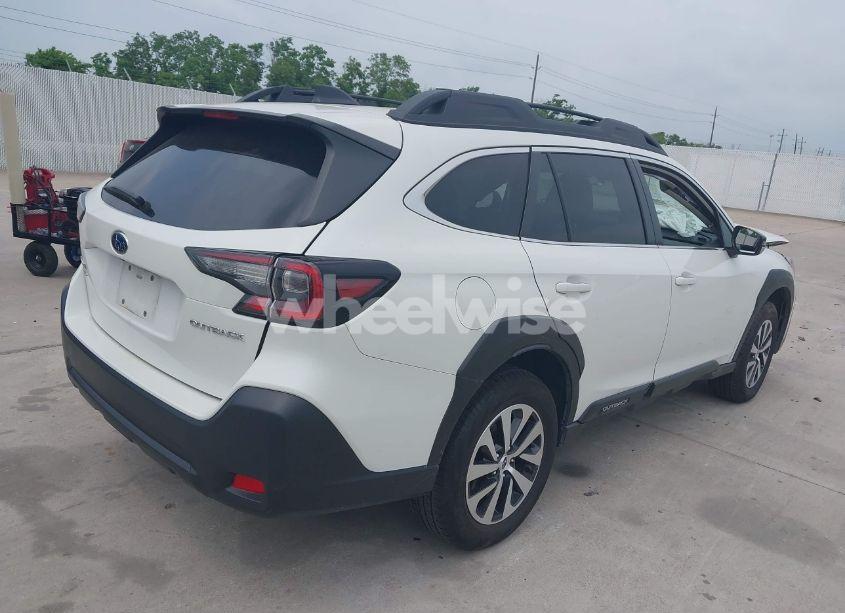 Photo 4 of 2024 Subaru Outback PREMIUM (VIN 4S4BTADC9R3121661)