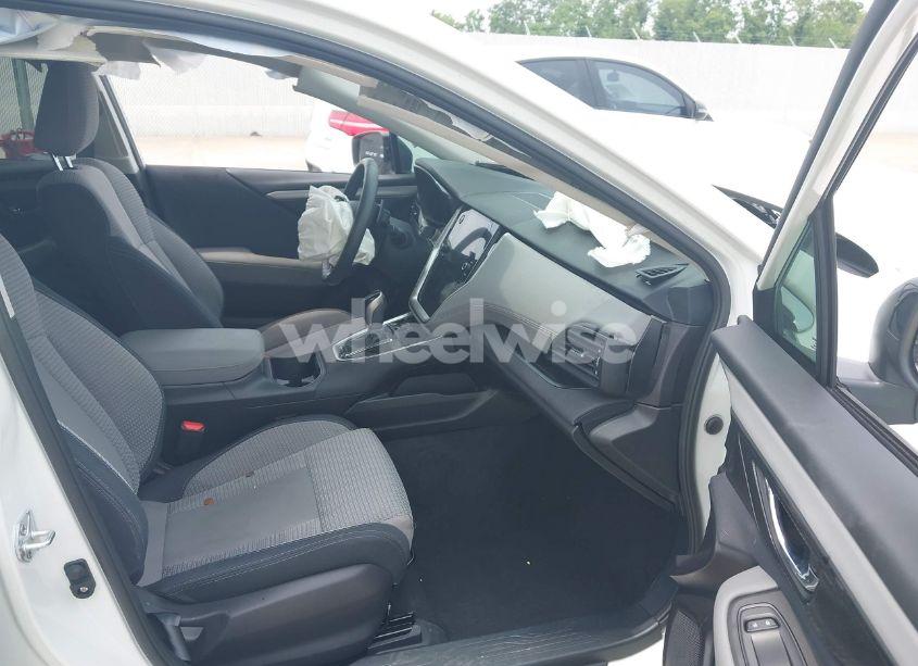 Photo 5 of 2024 Subaru Outback PREMIUM (VIN 4S4BTADC9R3121661)