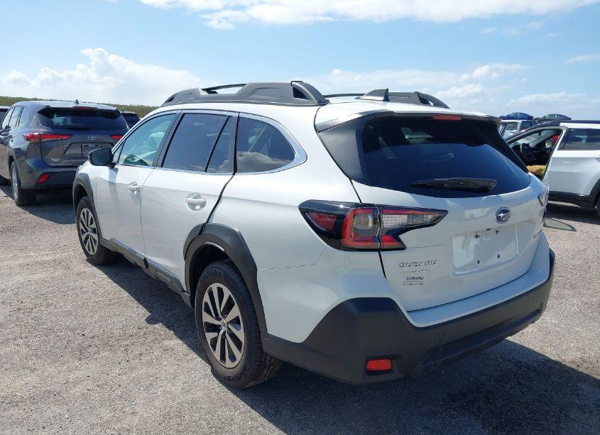 Photo 3 of 2024 Subaru Outback PREMIUM (VIN 4S4BTADC9R3262911)