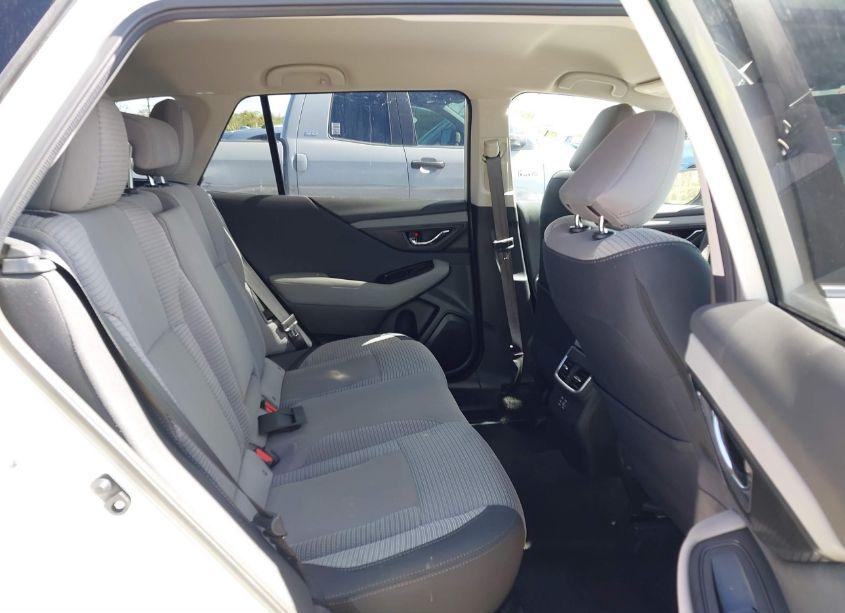 Photo 8 of 2024 Subaru Outback PREMIUM (VIN 4S4BTADC9R3262911)