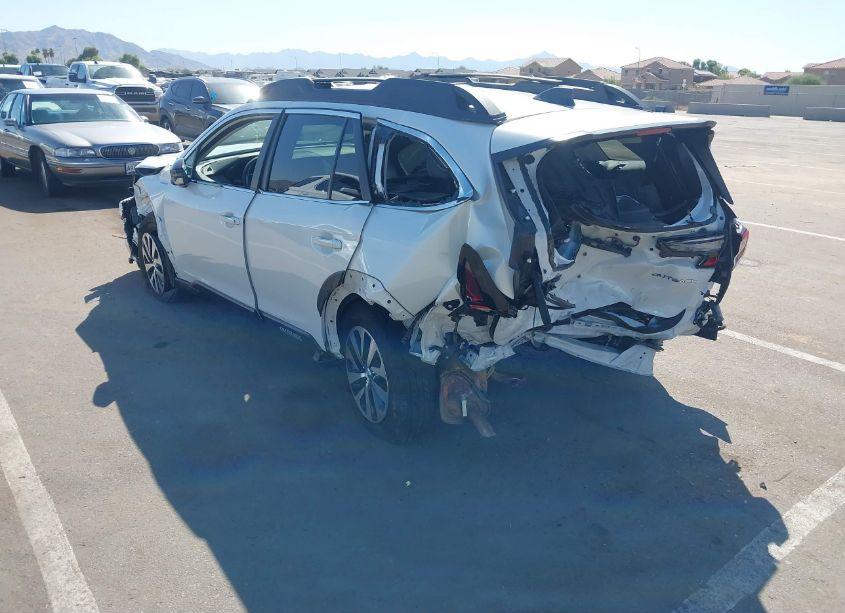 Photo 3 of 2024 Subaru Outback PREMIUM (VIN 4S4BTADCXR3168617)