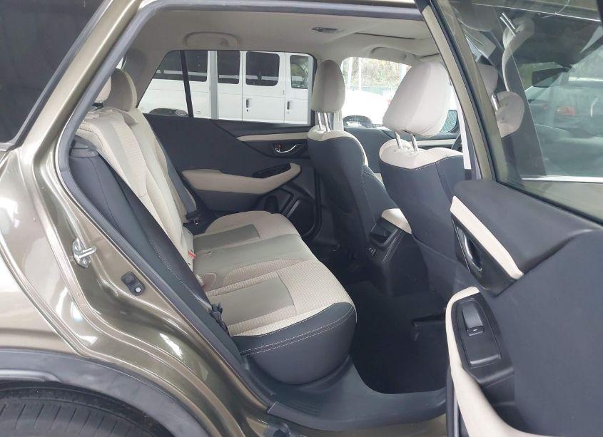 Photo 8 of 2020 Subaru Outback PREMIUM (VIN 4S4BTAEC1L3160721)