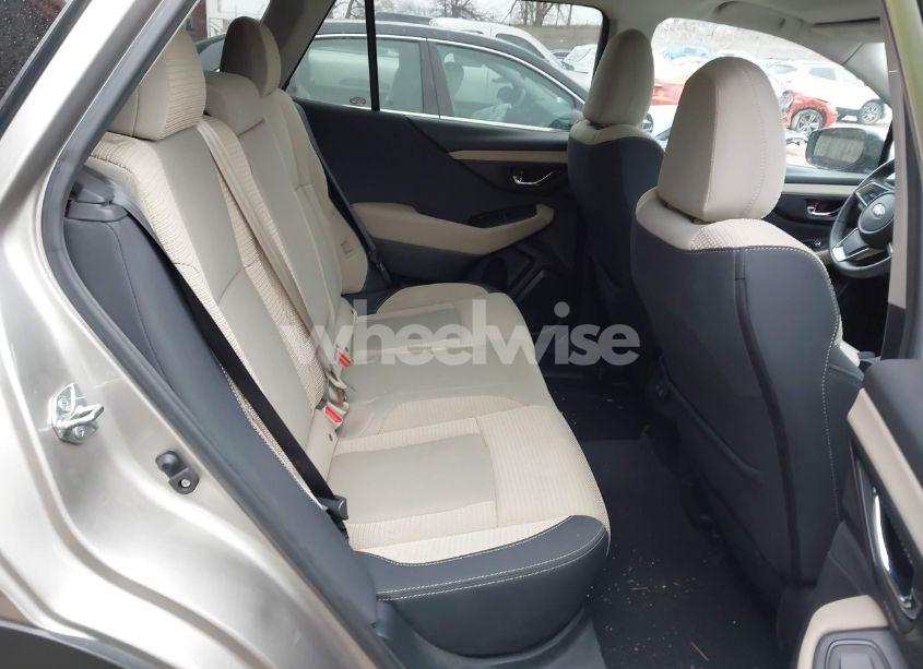 Photo 8 of 2020 Subaru Outback PREMIUM (VIN 4S4BTAEC5L3208060)