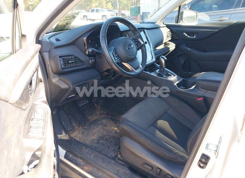 Photo 5 of 2020 Subaru Outback PREMIUM (VIN 4S4BTAEC5L3210374)