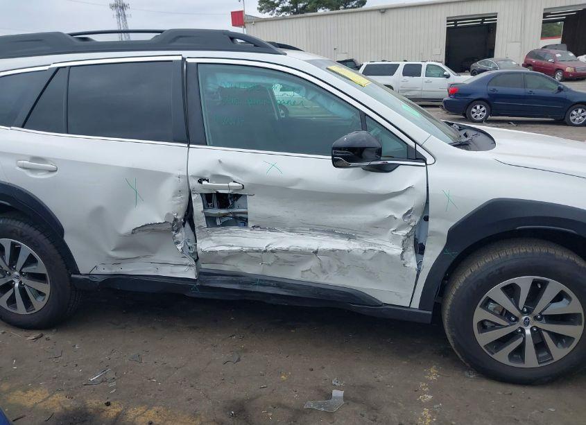 Photo 6 of 2024 Subaru Outback PREMIUM (VIN 4S4BTAFC0R3259523)