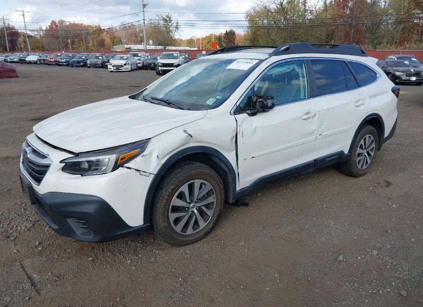 Photo 2 of 2022 Subaru Outback PREMIUM (VIN 4S4BTAFC1N3229635)