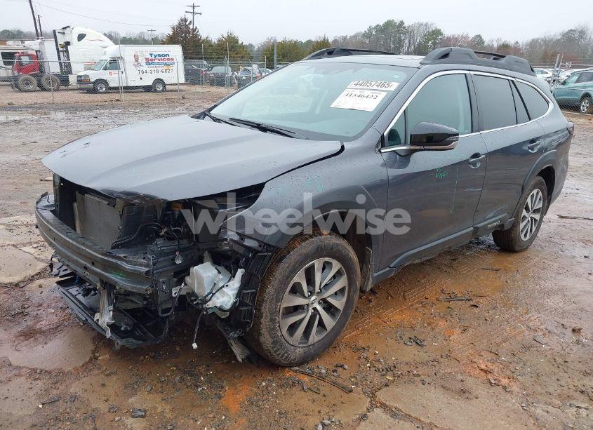 Photo 2 of 2024 Subaru Outback PREMIUM (VIN 4S4BTAFC1R3225770)