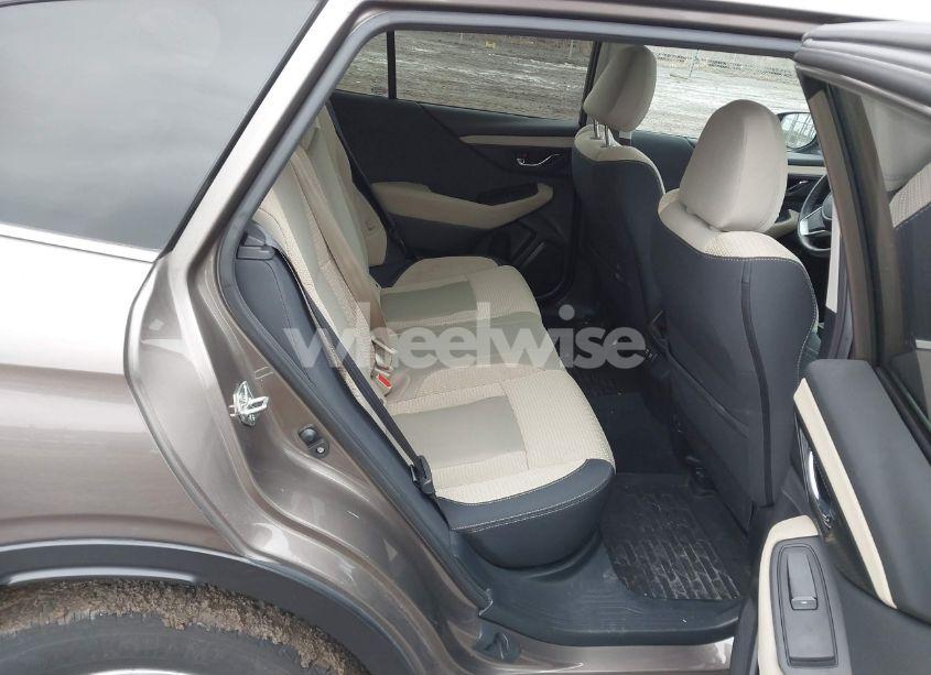 Photo 8 of 2021 Subaru Outback PREMIUM (VIN 4S4BTAFC3M3126442)