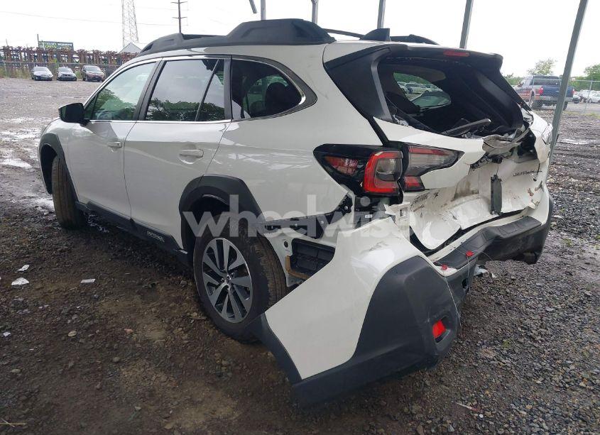 Photo 3 of 2024 Subaru Outback PREMIUM (VIN 4S4BTAFC5R3139720)