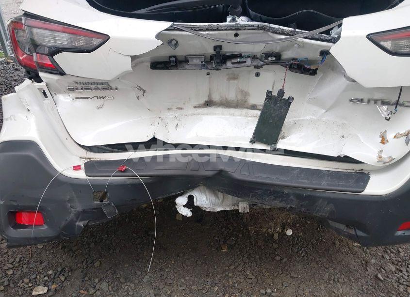 Photo 6 of 2024 Subaru Outback PREMIUM (VIN 4S4BTAFC5R3139720)