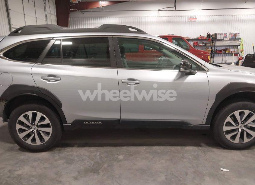 Photo 14 of 2024 Subaru Outback PREMIUM (VIN 4S4BTAFC6R3163167)