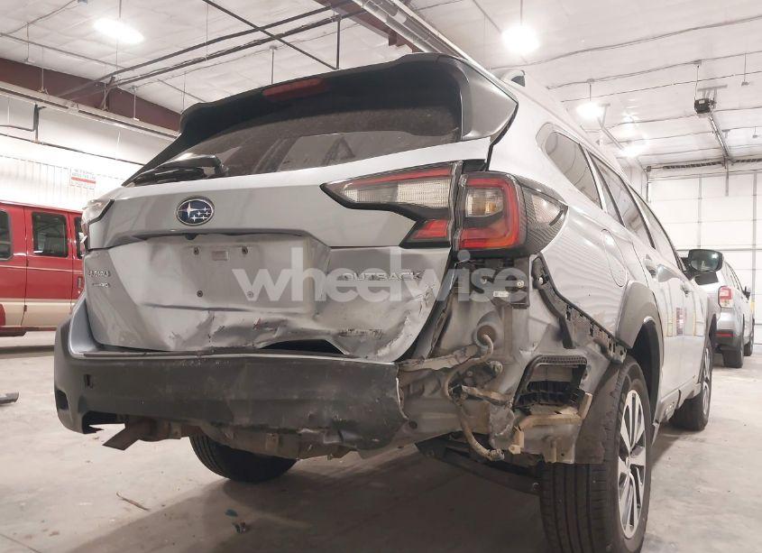 Photo 6 of 2024 Subaru Outback PREMIUM (VIN 4S4BTAFC6R3163167)