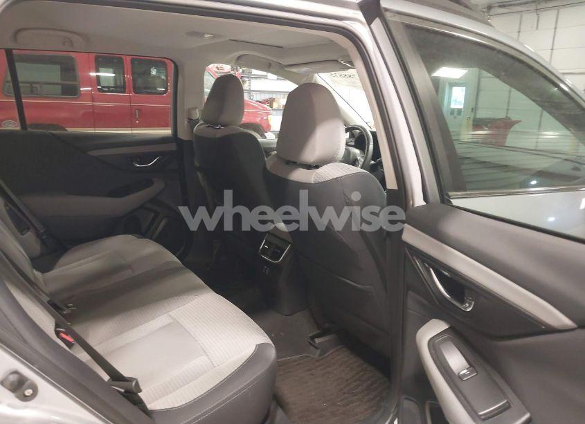 Photo 8 of 2024 Subaru Outback PREMIUM (VIN 4S4BTAFC6R3163167)