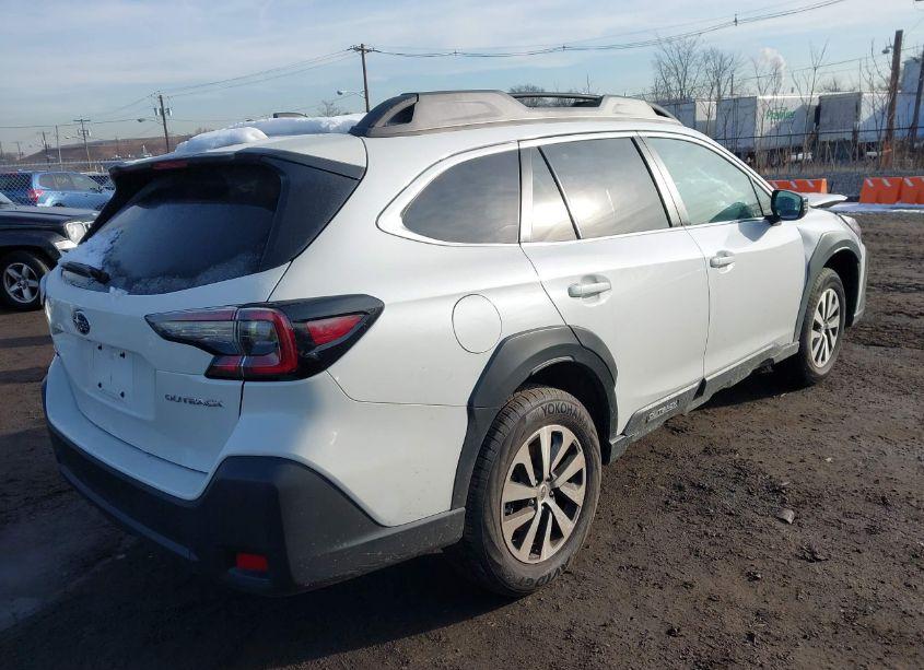 Photo 4 of 2024 Subaru Outback PREMIUM (VIN 4S4BTAFC6R3282871)