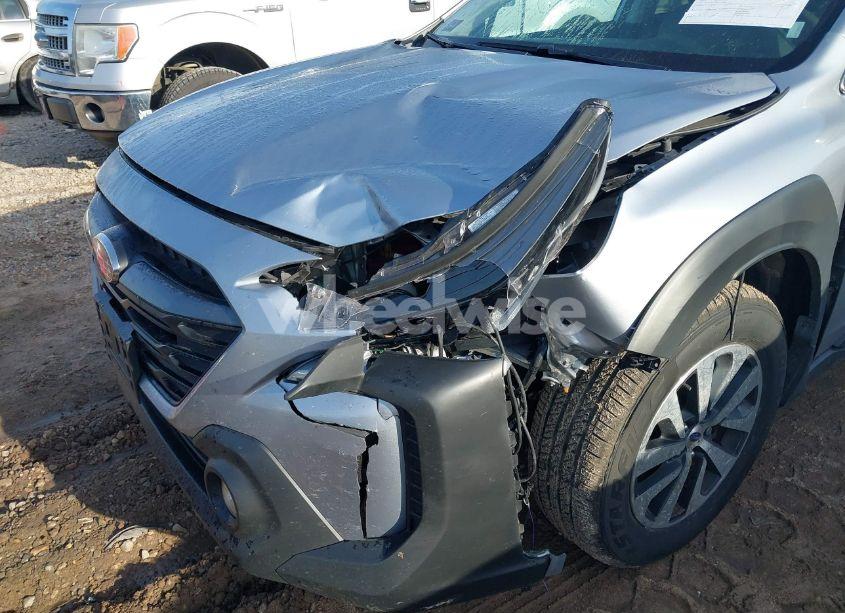 Photo 6 of 2024 Subaru Outback PREMIUM (VIN 4S4BTAFC7R3133806)