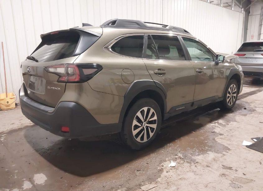 Photo 4 of 2024 Subaru Outback PREMIUM (VIN 4S4BTAFC7R3257199)