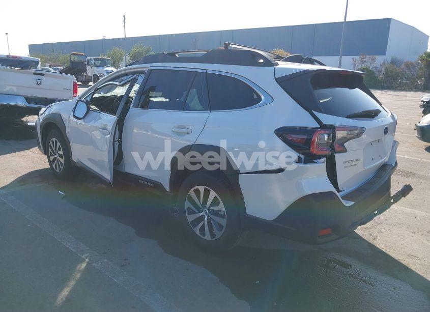 Photo 3 of 2024 Subaru Outback PREMIUM (VIN 4S4BTAFC8R3127724)