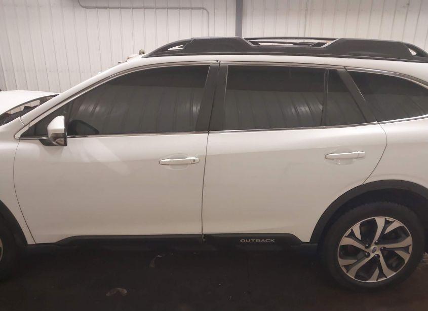 Photo 15 of 2020 Subaru Outback LIMITED (VIN 4S4BTALC2L3158592)