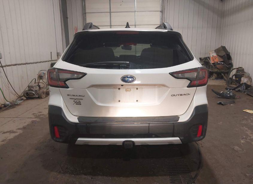 Photo 17 of 2020 Subaru Outback LIMITED (VIN 4S4BTALC2L3158592)