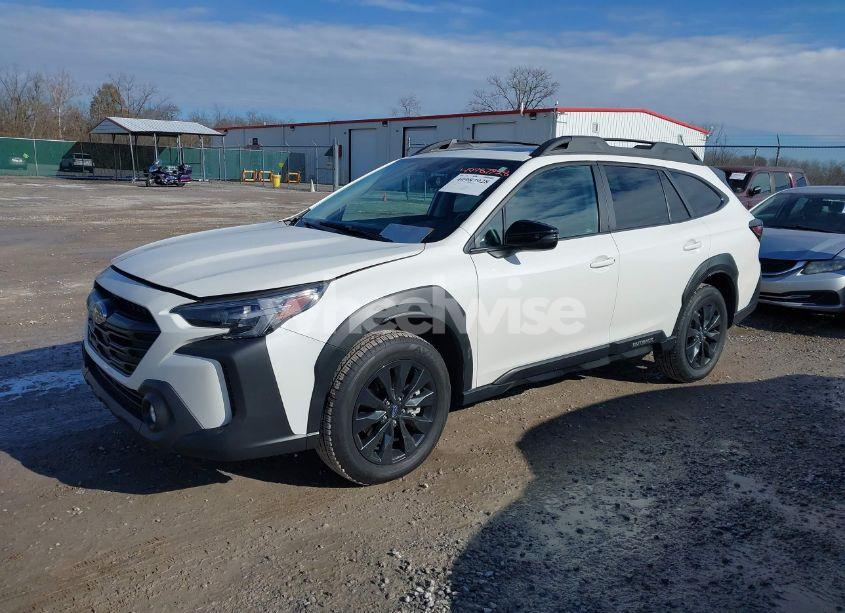 Photo 2 of 2024 Subaru Outback ONYX EDITION (VIN 4S4BTALC7R3198918)