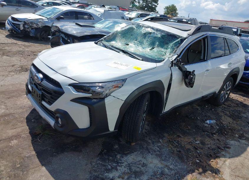 Photo 2 of 2024 Subaru Outback LIMITED (VIN 4S4BTANC0R3150979)