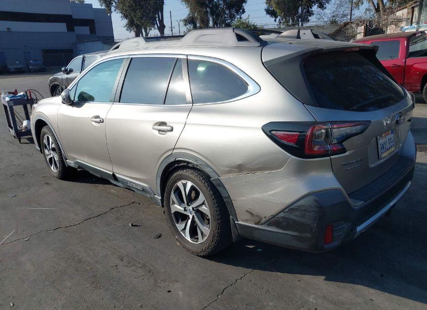 Photo 3 of 2020 Subaru Outback LIMITED (VIN 4S4BTANC1L3119635)