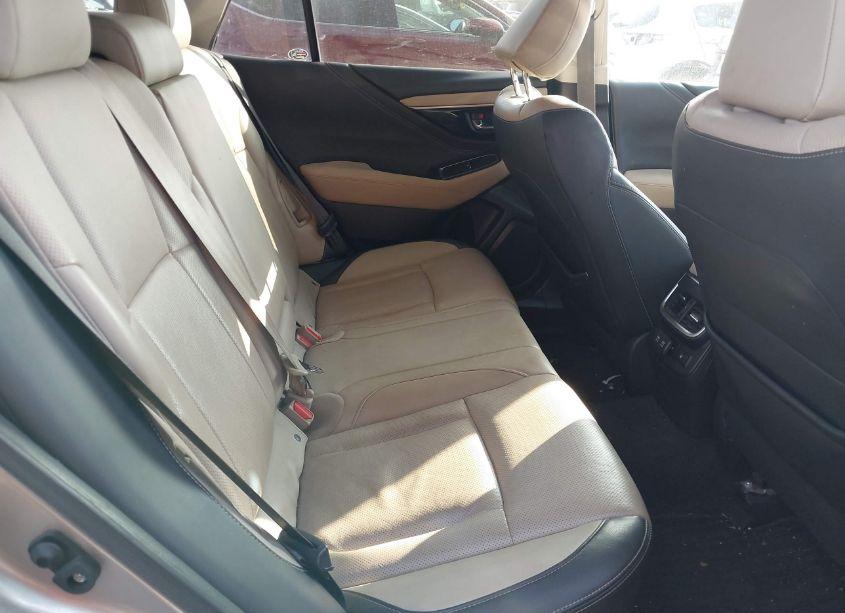 Photo 8 of 2020 Subaru Outback LIMITED (VIN 4S4BTANC1L3119635)