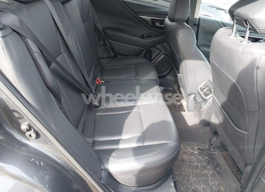 Photo 8 of 2021 Subaru Outback LIMITED (VIN 4S4BTANC1M3180338)