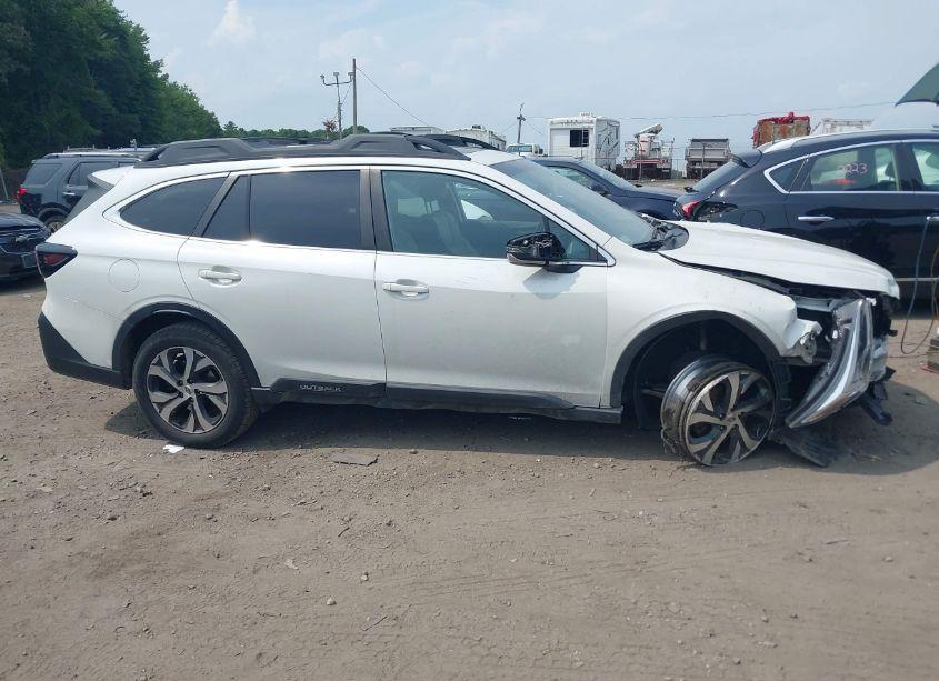 Photo 13 of 2020 Subaru Outback LIMITED (VIN 4S4BTANC2L3245468)