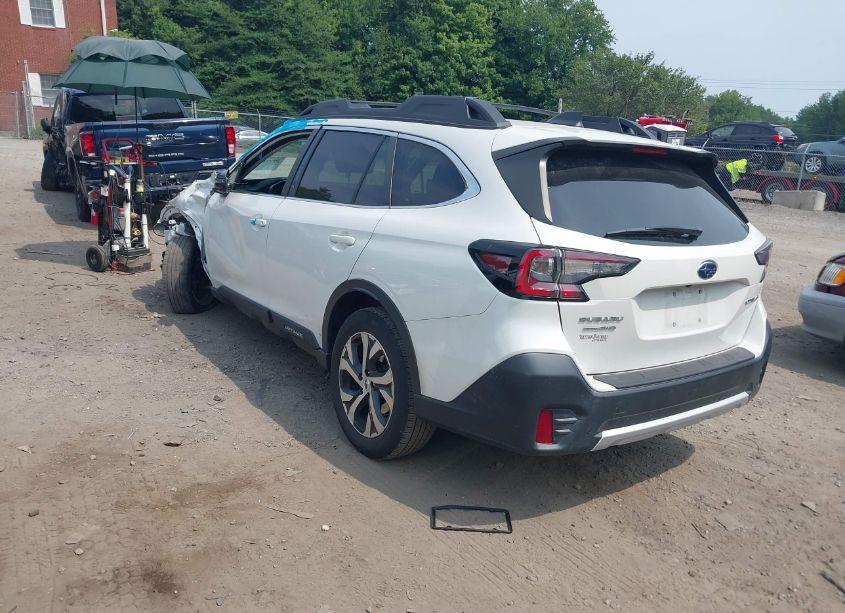Photo 3 of 2020 Subaru Outback LIMITED (VIN 4S4BTANC2L3245468)