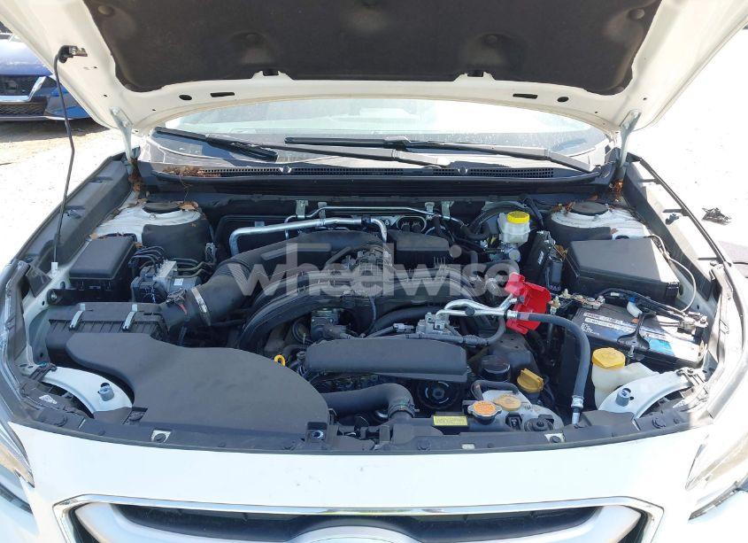 Photo 10 of 2022 Subaru Outback LIMITED (VIN 4S4BTANC2N3143266)