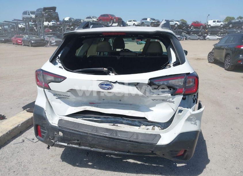 Photo 6 of 2022 Subaru Outback LIMITED (VIN 4S4BTANC2N3143266)