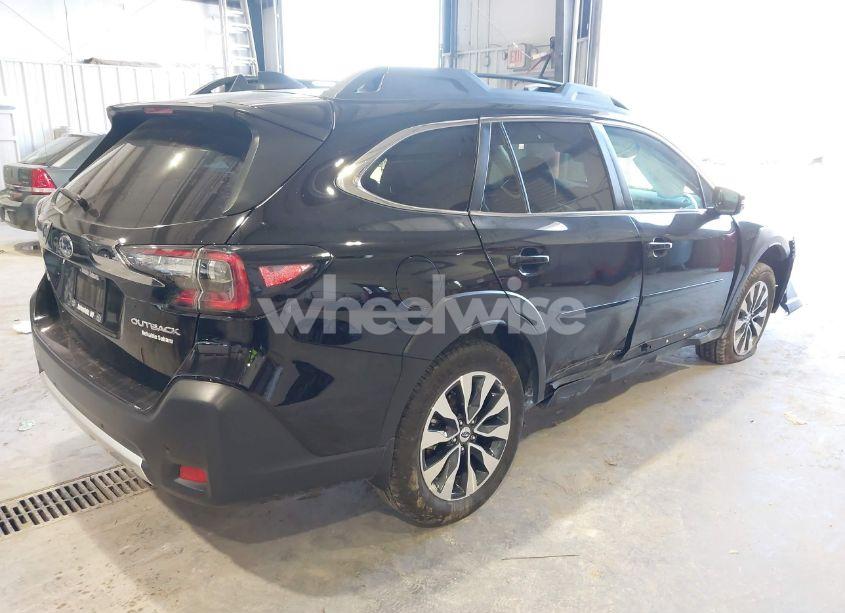 Photo 4 of 2023 Subaru Outback LIMITED (VIN 4S4BTANC2P3139768)