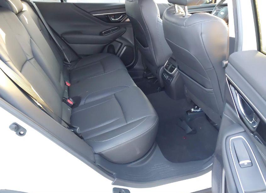 Photo 8 of 2020 Subaru Outback LIMITED (VIN 4S4BTANC3L3112654)