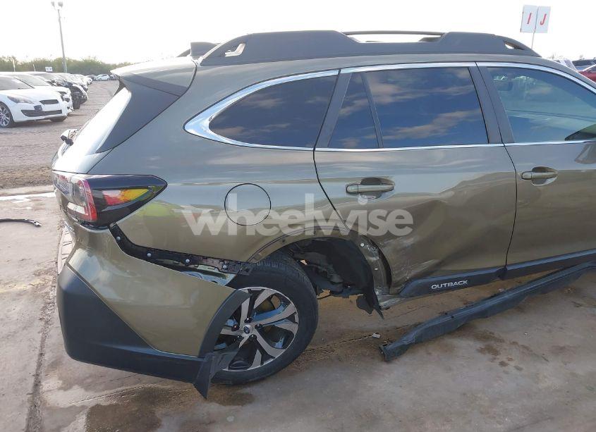 Photo 6 of 2022 Subaru Outback LIMITED (VIN 4S4BTANC3N3189690)