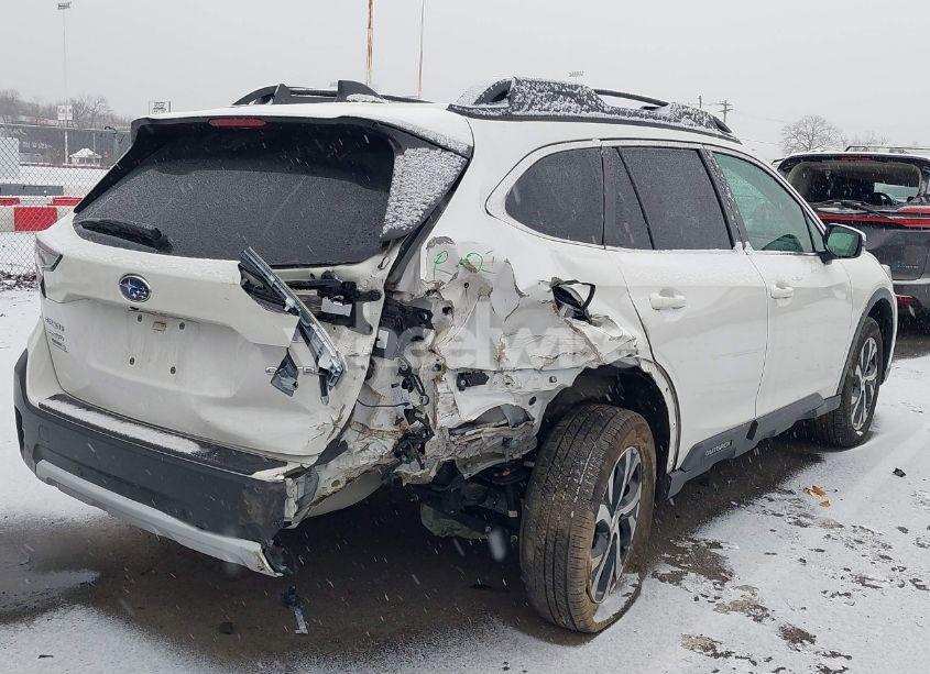 Photo 4 of 2022 Subaru Outback LIMITED (VIN 4S4BTANC3N3283939)