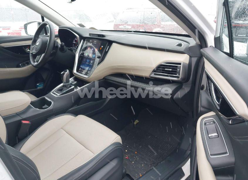 Photo 5 of 2022 Subaru Outback LIMITED (VIN 4S4BTANC3N3283939)