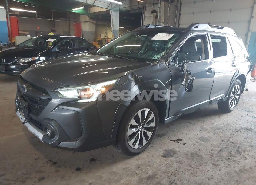 Photo 2 of 2024 Subaru Outback LIMITED (VIN 4S4BTANC3R3197620)