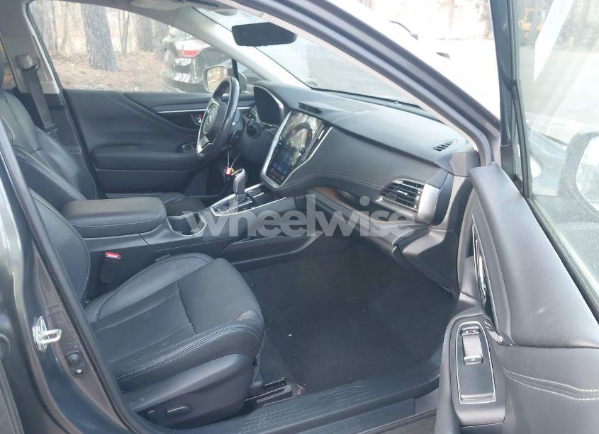 Photo 5 of 2020 Subaru Outback LIMITED (VIN 4S4BTANC4L3269402)